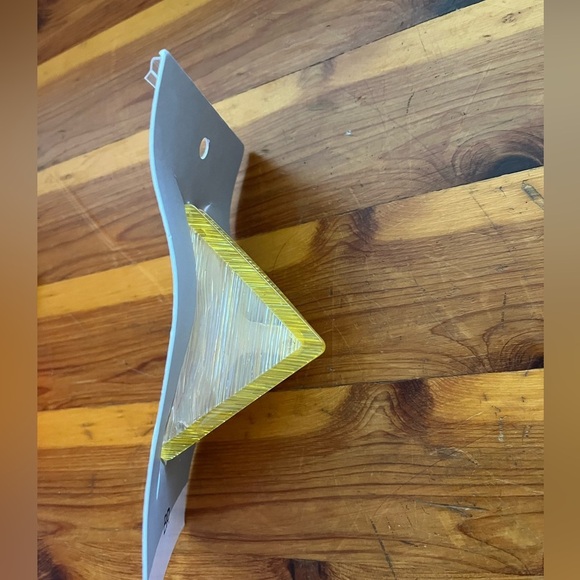 Hair scrunchies and claws - Picture 2 of 6